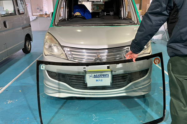 ソリオ（スズキ）のフロントガラス交換2026.2.18@AGエキスパート藤沢店
