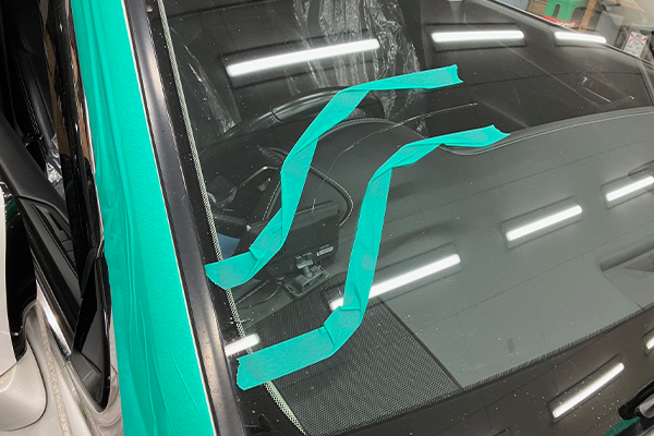 ＧＳ（レクサス）のフロントガラス交換2026.2.24@AGエキスパート港北センタ－北店