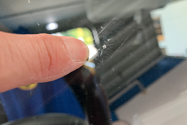 ジムニーシエラ（スズキ）のフロントガラスリペア2026.4.20@AGエキスパート新座店