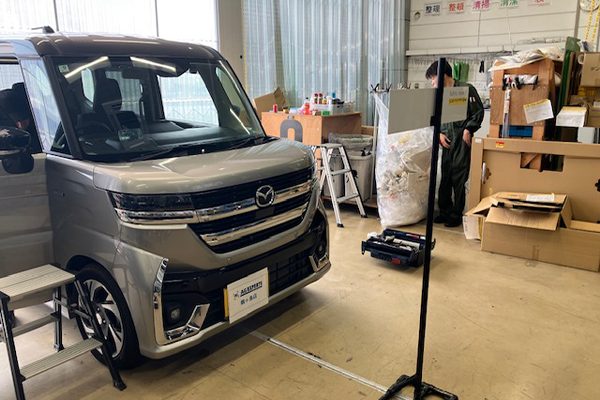 フレアワゴン（マツダ）のフロントガラス交換2026.8.2@AGエキスパート鶴ヶ島店